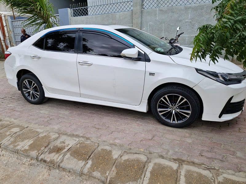 Toyota Altis Grande 2019 3