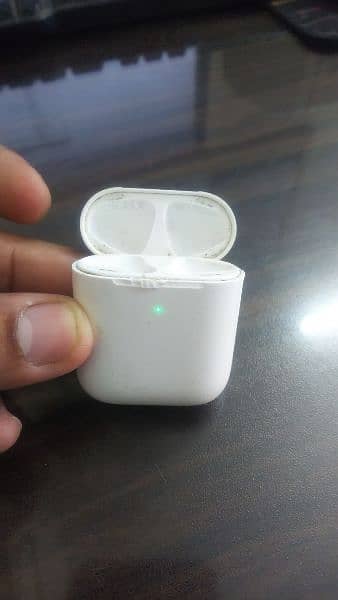 apple air pods 2nd generation case 1