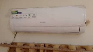 EcoStar 1.5 ton Dc Inverter just like a brand new ac only 5 month used