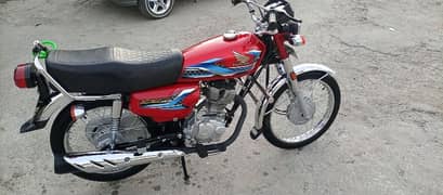 Honda 125 bike