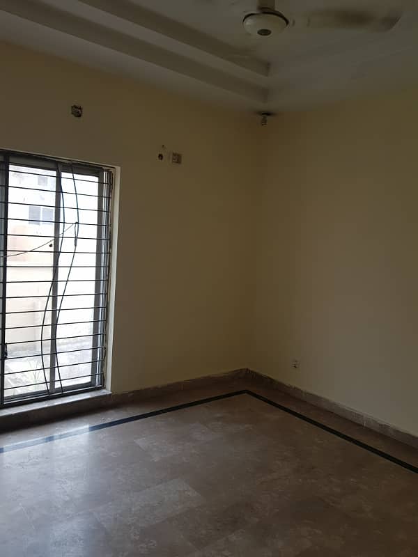 5.8 Marla House For Rent In Paragon City 13