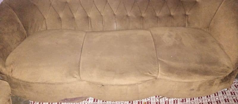 5 setar sofa set sell new condition. . arjant 1