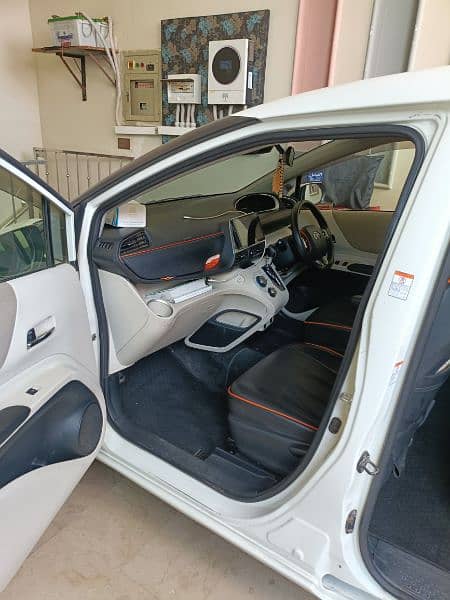 Toyota Sienta 2016 10