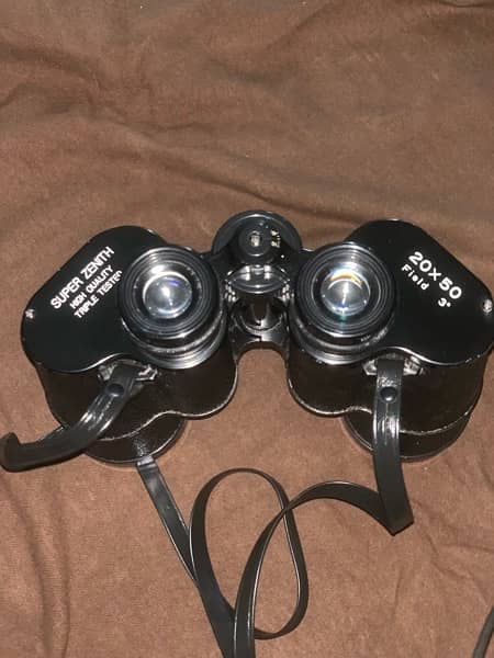 BINOCULARS   TWO 5