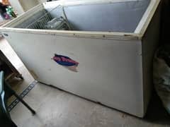 refrezer 10/8 condition single door