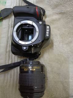 Used DSLR for sale . . . with kit lens 18-55mm 0