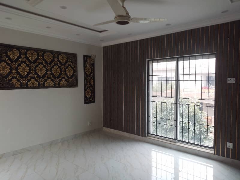 Centrally Located House Available In Green City For sale 6