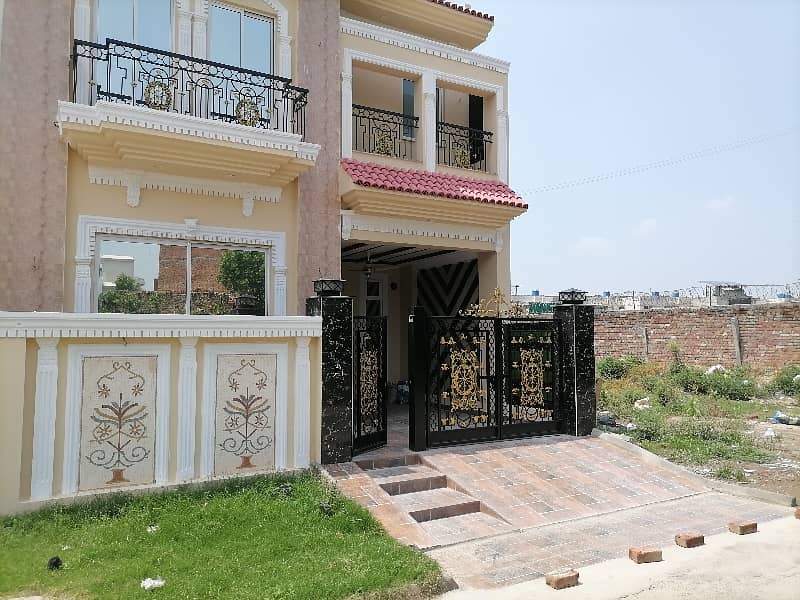 House For Sale In Green City 1