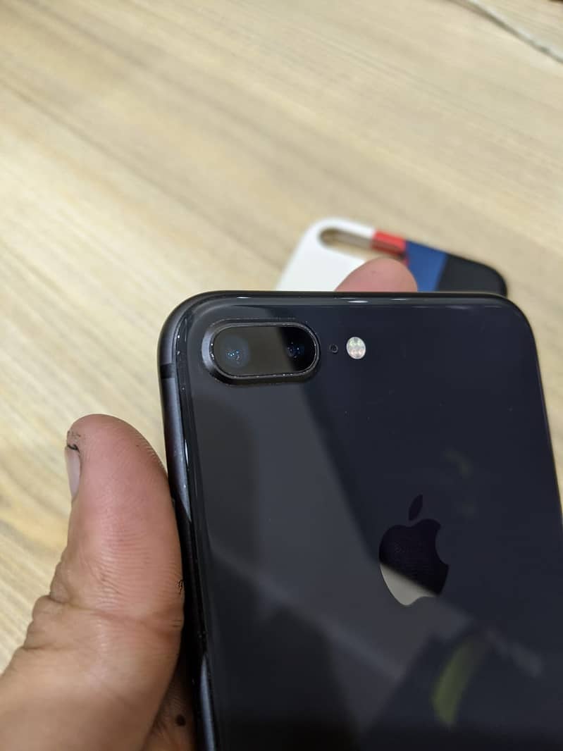 Iphone 8 Plus 10/10 Exchange possible 1