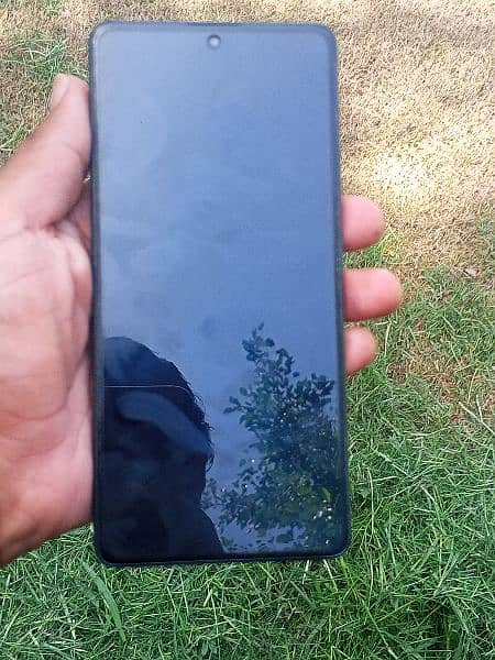 Redmi note 13 pro with coton and box . 2 months use hua hai . 12+4/256 4