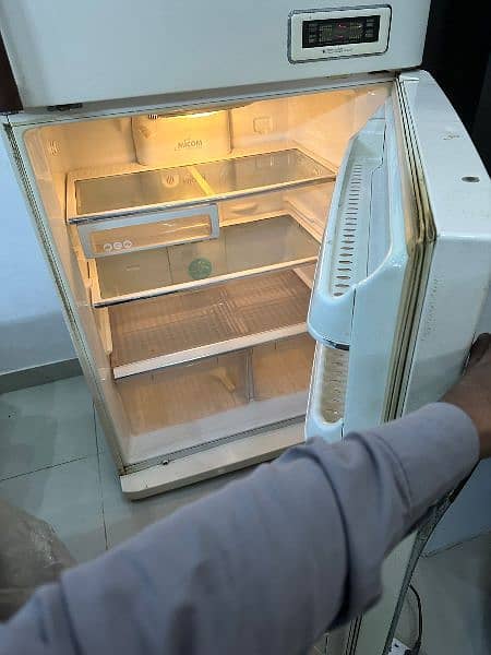 LG FRIDGE 2