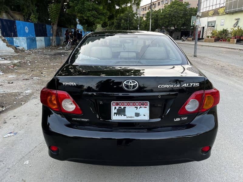 Toyota Corolla Altis 1.8 SR ( Sunroof ) 2008 bumper to Bumper Original 4