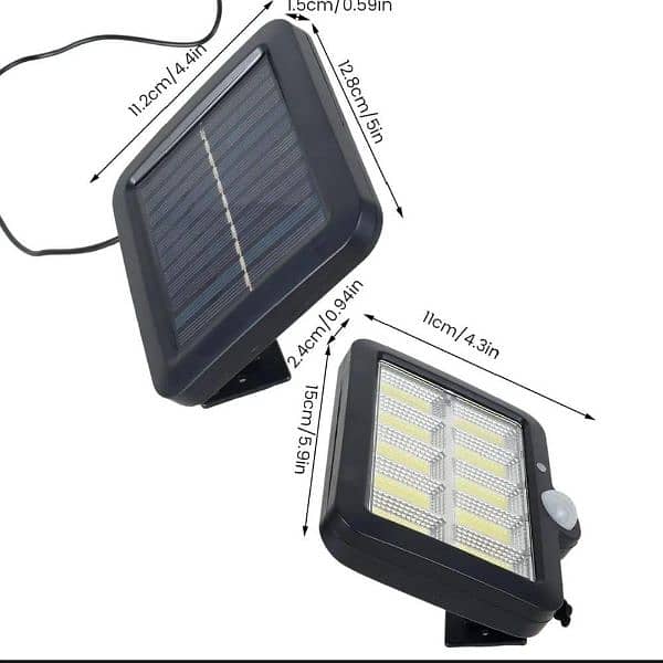 split solar powered outdoor wall light 3