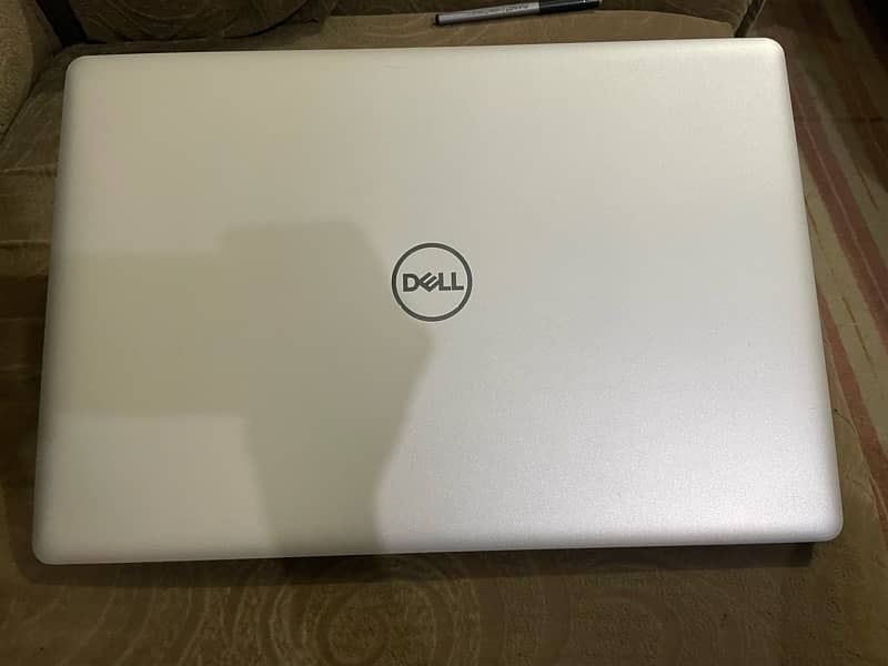 Dell inspiron 5570 2