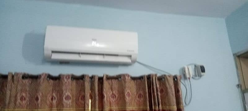 Haier DC Inverter AC with heating and cooling 1