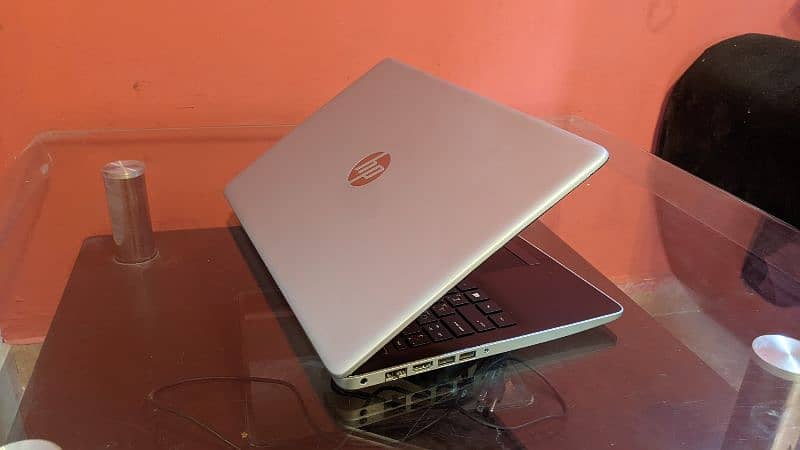 hp core i7 8 generation fresh 3