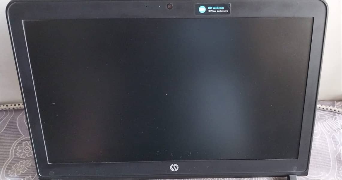 HP ProBook 430 G3 Notebook with charger 11