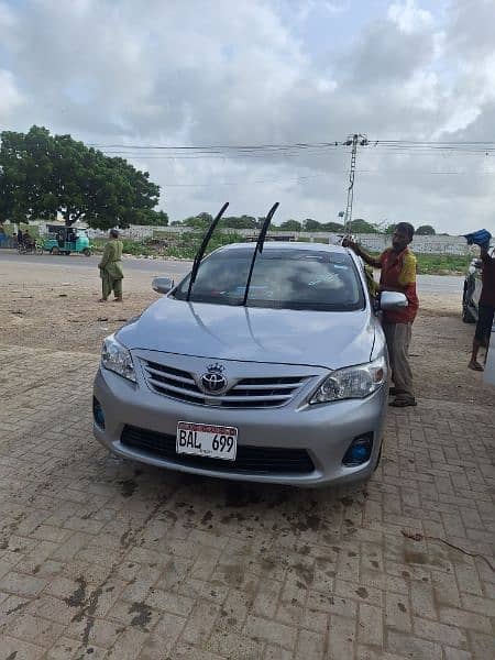 Toyota Corolla Altis 2013 4