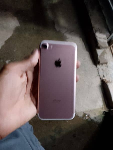 iphone 7 for sale urgent 1