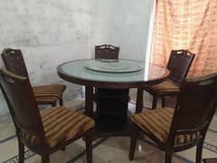 Dinning Table & 5 Chairs