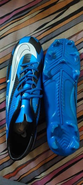 Football shoes for sale 2