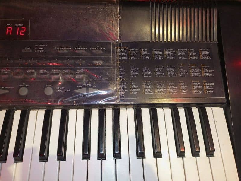 Roland Keybord Em303 2