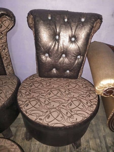 Room Chairs with side table 4