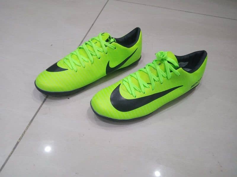 Football shoes for sale 9