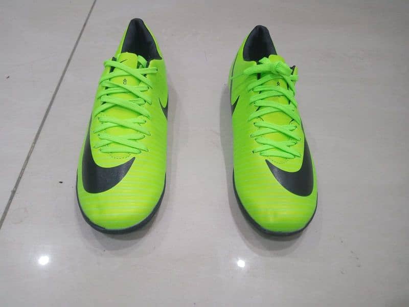 Football shoes for sale 10