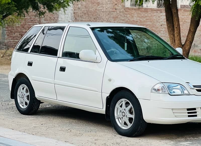 Suzuki Cultus VXL 2016 3