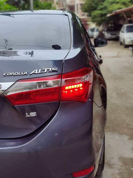 Toyota Corolla Altis 2016 4