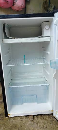 west point single door refrigerator fridge