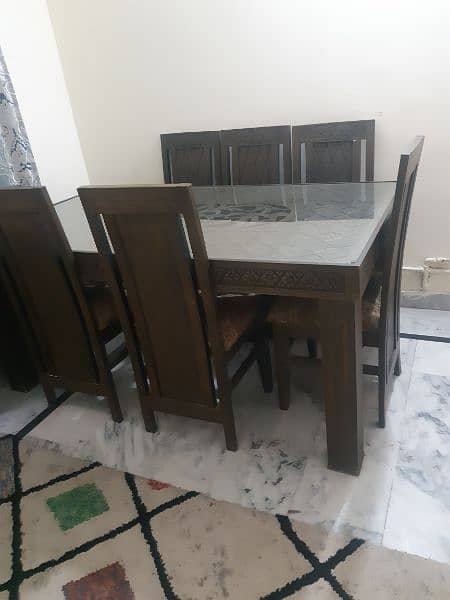 Dining table with 6 chairs 2