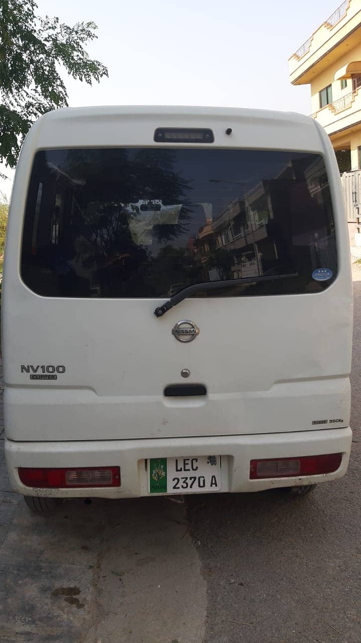 Nissan Clipper NV 100 is for Sale 2