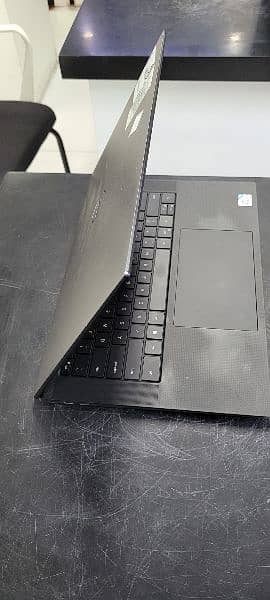 Dell precision 5550 9