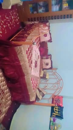 iron bed without foam avlible for sell