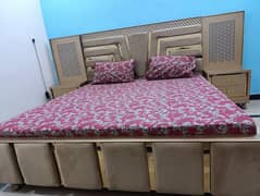 NEW BED SET WITH SIDE TABLES AND DRESSING TABLE *MATTRESS NOT INCLUDED 0