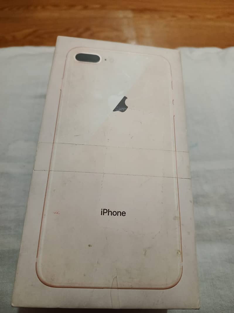 IPHONE 8 Plus non pta 10/10 with box and charger 4