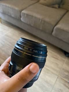 canon lens 85mm 1.8 AF