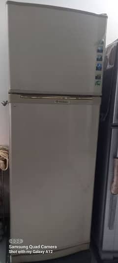 Dawlance large size refrigerator in good condition