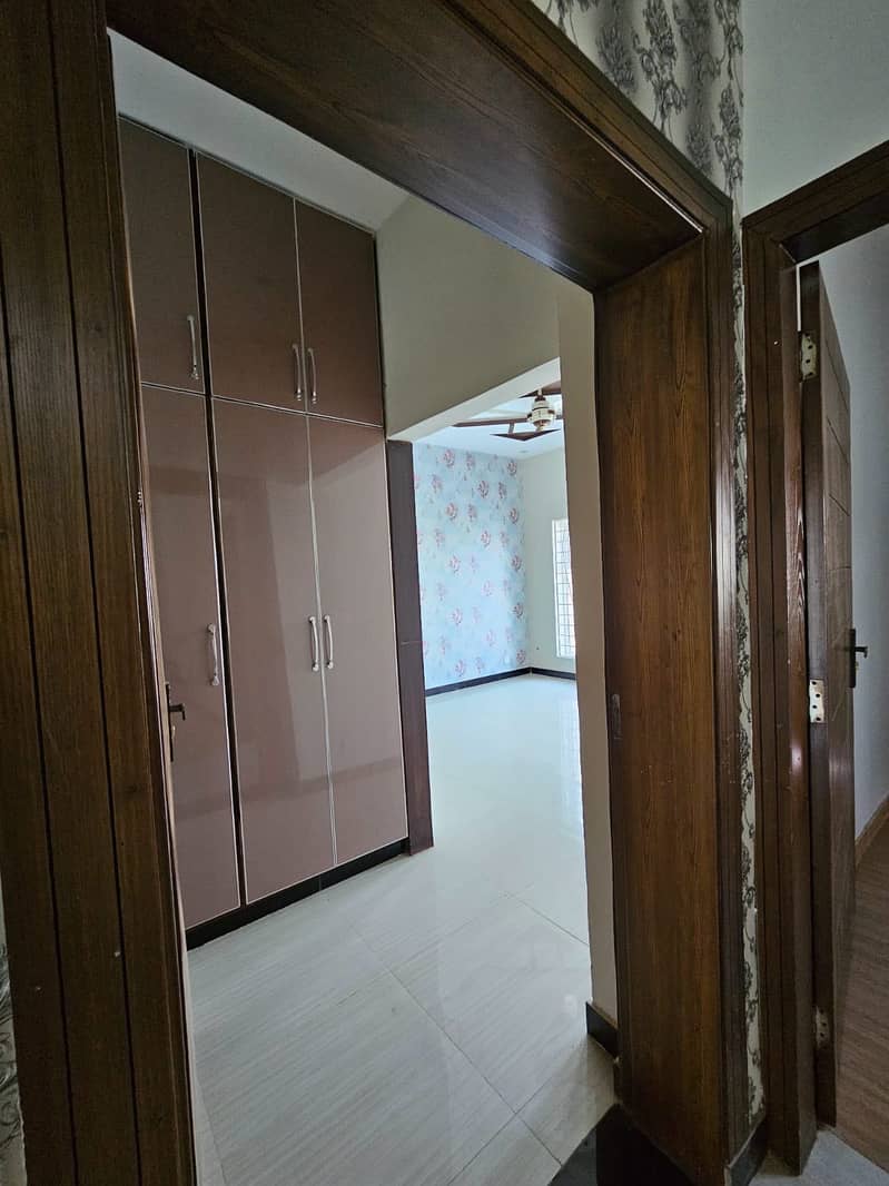 7 Marla House For Rent In Usman Block 20