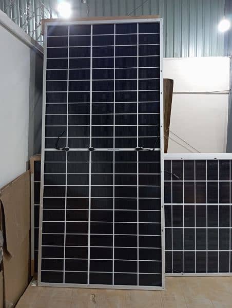 Longi,Jinko,Canadian,JA N&P Type Solar Panels Available at Best Price 5