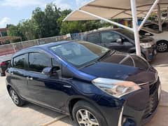 Toyota Vitz 2019 Full Option Luxary Average 39/Litre