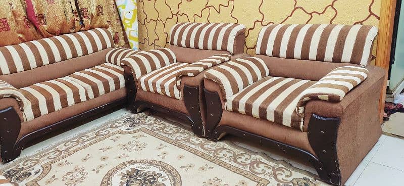 Sofa set seven seater 0