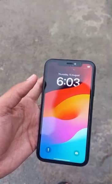 iphone xr 64 gb 1