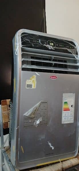 EuropAce portable AC condition 10/10.1 month use only 5