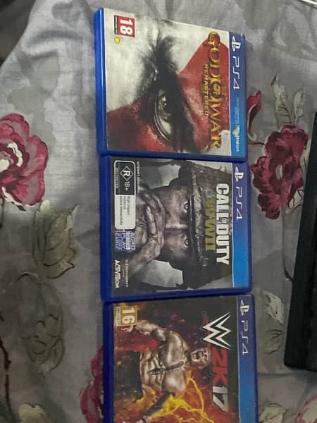 PS4 pro with 3 games 2