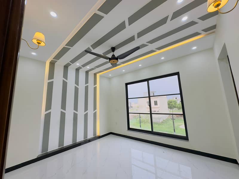 5 Marla Dream House For Sale Hot loock and location in Royal Orchard Multan 29