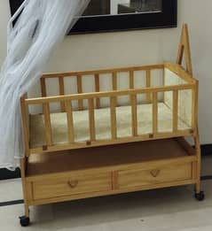 baby cot