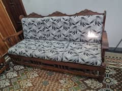 5 seater Sofa with table